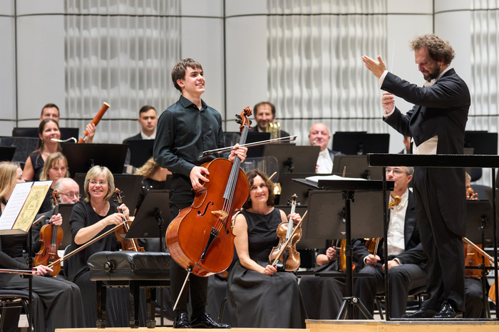 Fantastická Francie ve Zlíně s Filharmonií Bohuslava Martinů a Tomášem Braunerem Fantastická Francie ve Zlíně s Filharmonií Bohuslava Martinů a Tomášem Braunerem