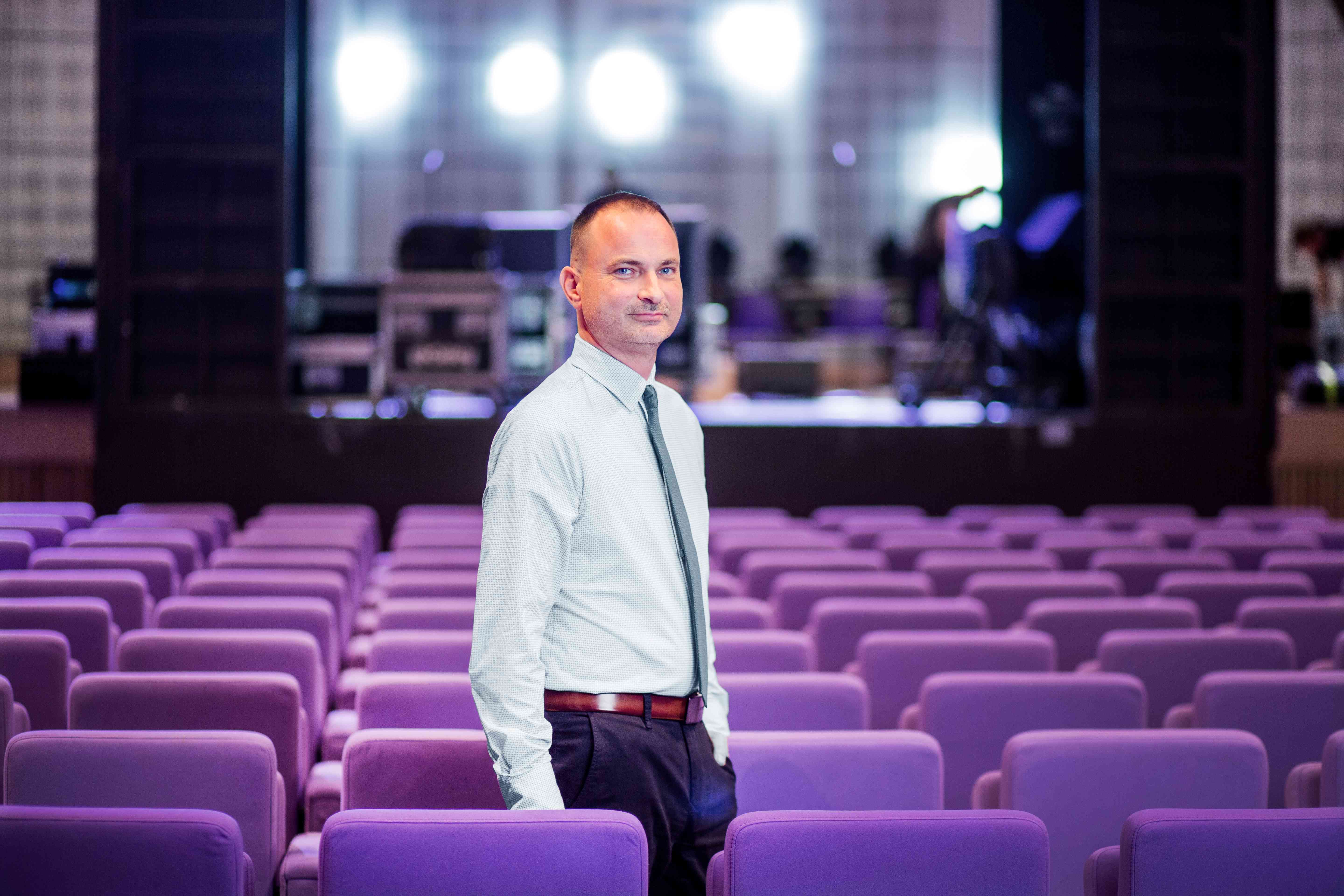 Naplno! Naživo! Na zdraví! Startuje jubilejní 80. sezona zlínské filharmonie Naplno! Naživo! Na zdraví! Startuje jubilejní 80. sezona zlínské filharmonie